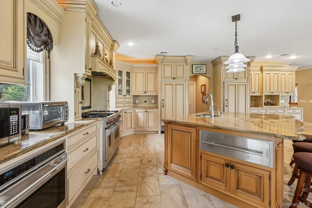 250 Old Mill Road West Nyack, NY 10994
