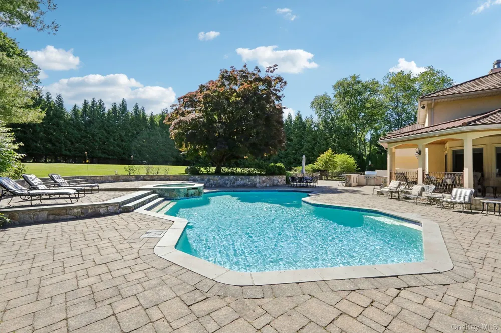 250 Old Mill Road West Nyack, NY 10994