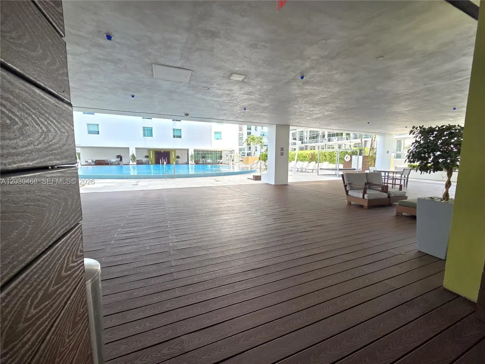 500 Brickell Ave #3105 Miami, FL 33131