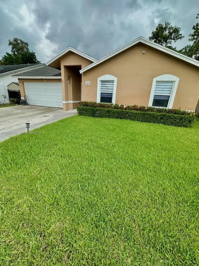 1010 Salmon Isle
