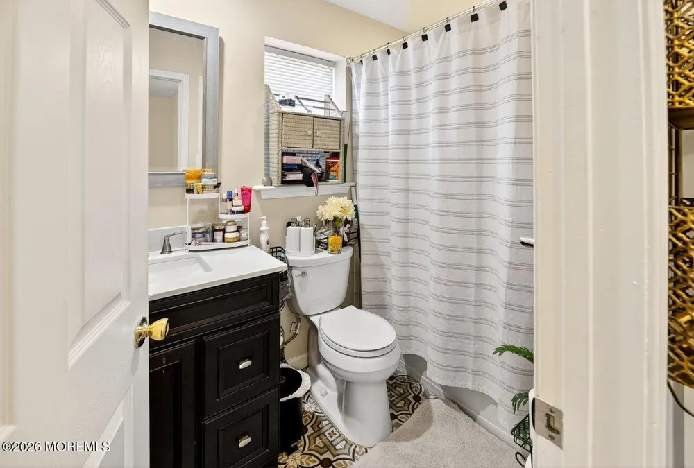 445 S Poplar Avenue Galloway, NJ 08205