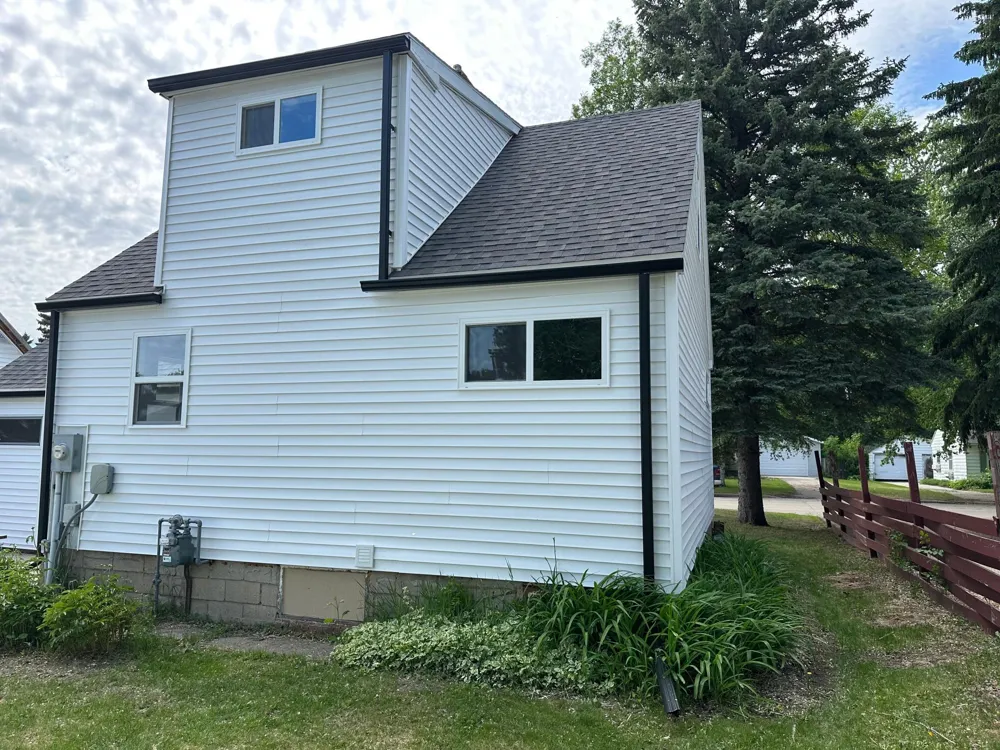 922 Tindolph Avenue S Thief River Falls, MN 56701