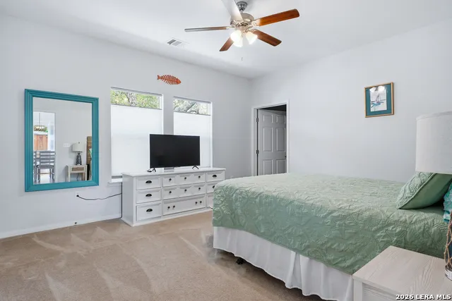 1906 PICTON LN Rockport, TX 78382