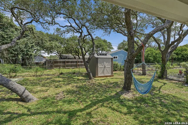 1906 PICTON LN Rockport, TX 78382
