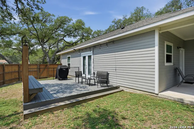 1906 PICTON LN Rockport, TX 78382