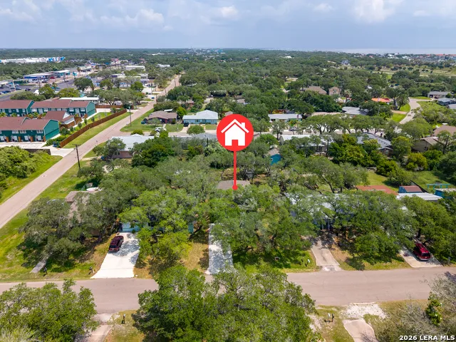 1906 PICTON LN Rockport, TX 78382