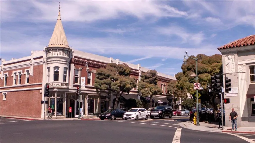 14411 Shannon Road Los Gatos, CA 95032
