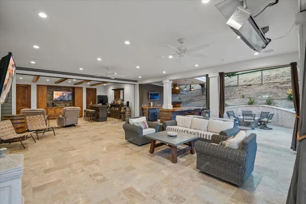 14411 Shannon Road Los Gatos, CA 95032