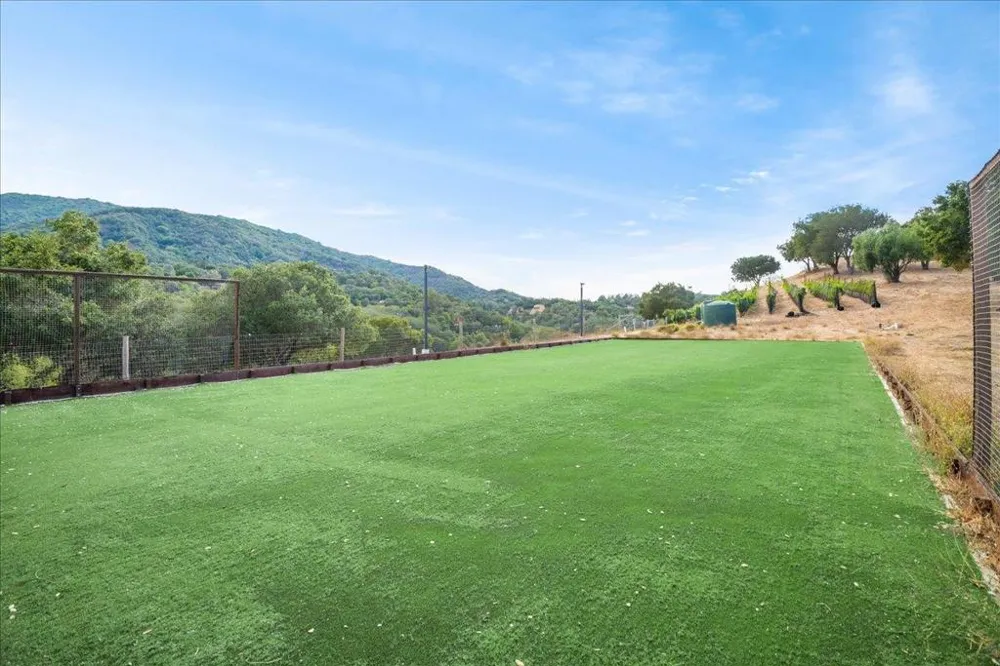 14411 Shannon Road Los Gatos, CA 95032