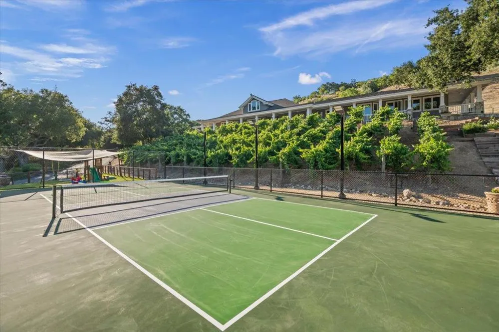 14411 Shannon Road Los Gatos, CA 95032