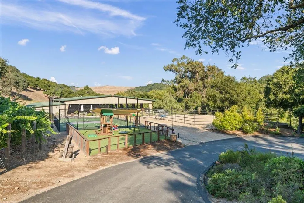 14411 Shannon Road Los Gatos, CA 95032