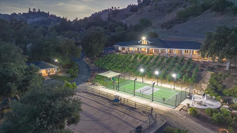 14411 Shannon Road Los Gatos, CA 95032