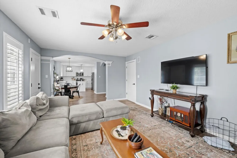 11906 Helene Court Pinehurst, TX 77362