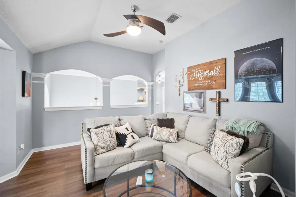11906 Helene Court Pinehurst, TX 77362