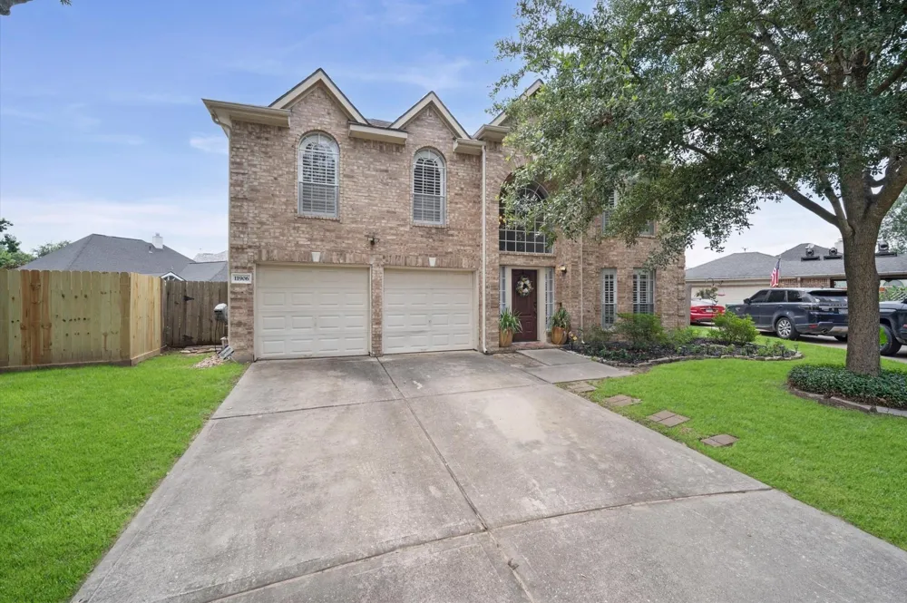 11906 Helene Court Pinehurst, TX 77362