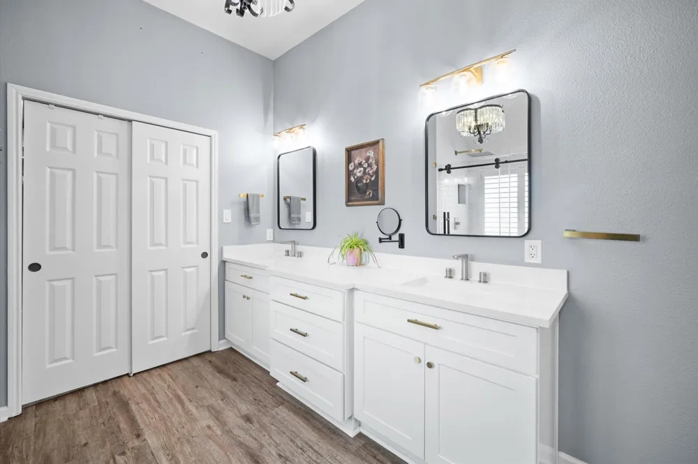 11906 Helene Court Pinehurst, TX 77362