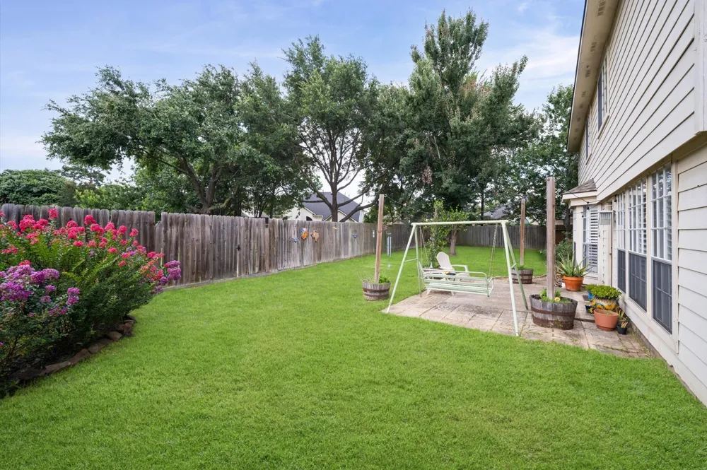 11906 Helene Court Pinehurst, TX 77362