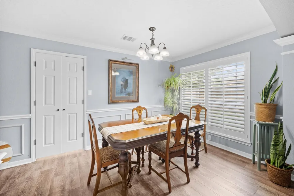 11906 Helene Court Pinehurst, TX 77362