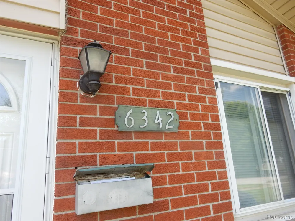 6342 Harold Street Taylor City, MI 48180