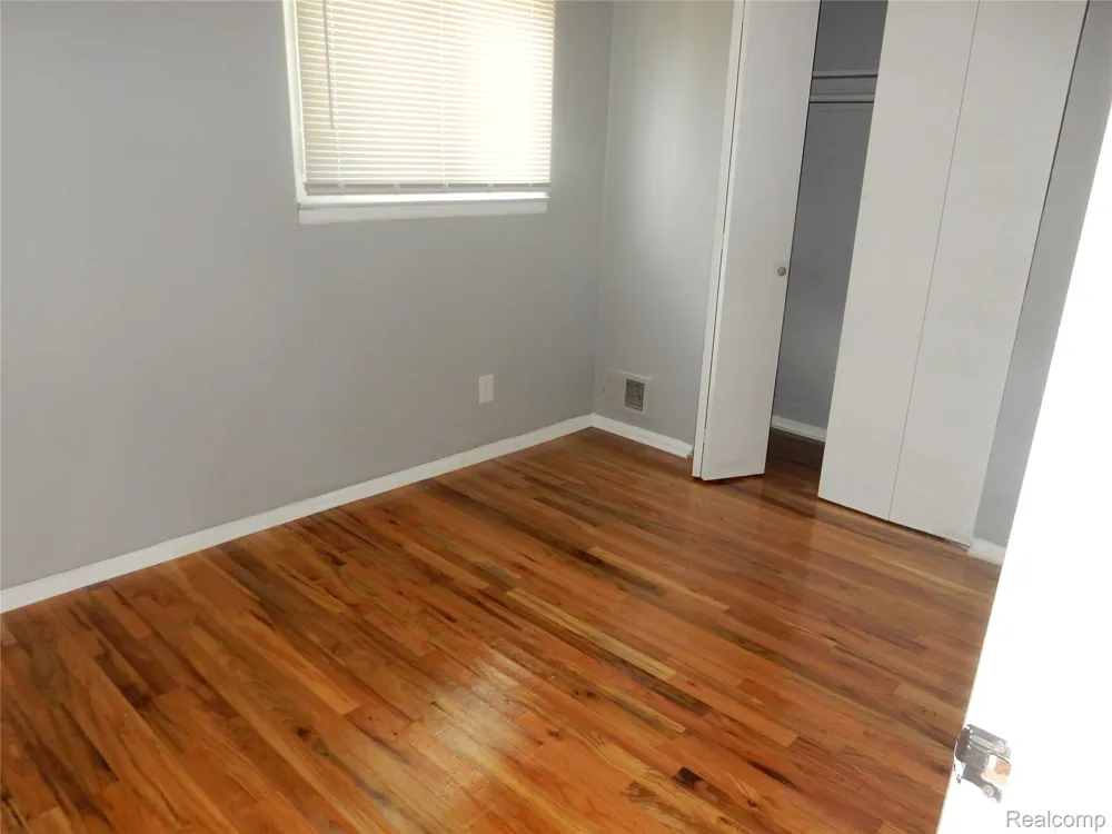 6342 Harold Street Taylor City, MI 48180