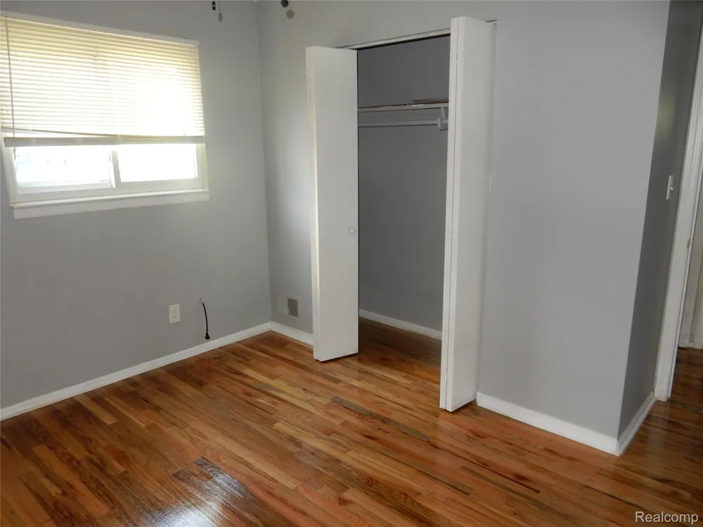 6342 Harold Street Taylor City, MI 48180