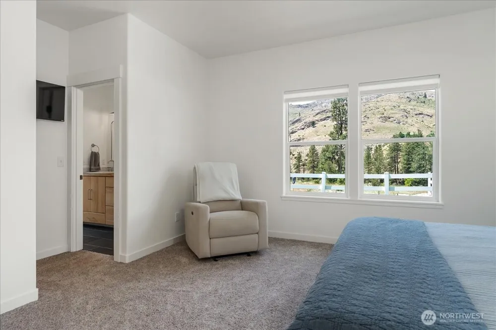 87 Burma Road Methow, WA 98834