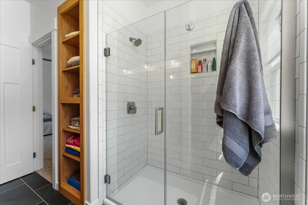87 Burma Road Methow, WA 98834