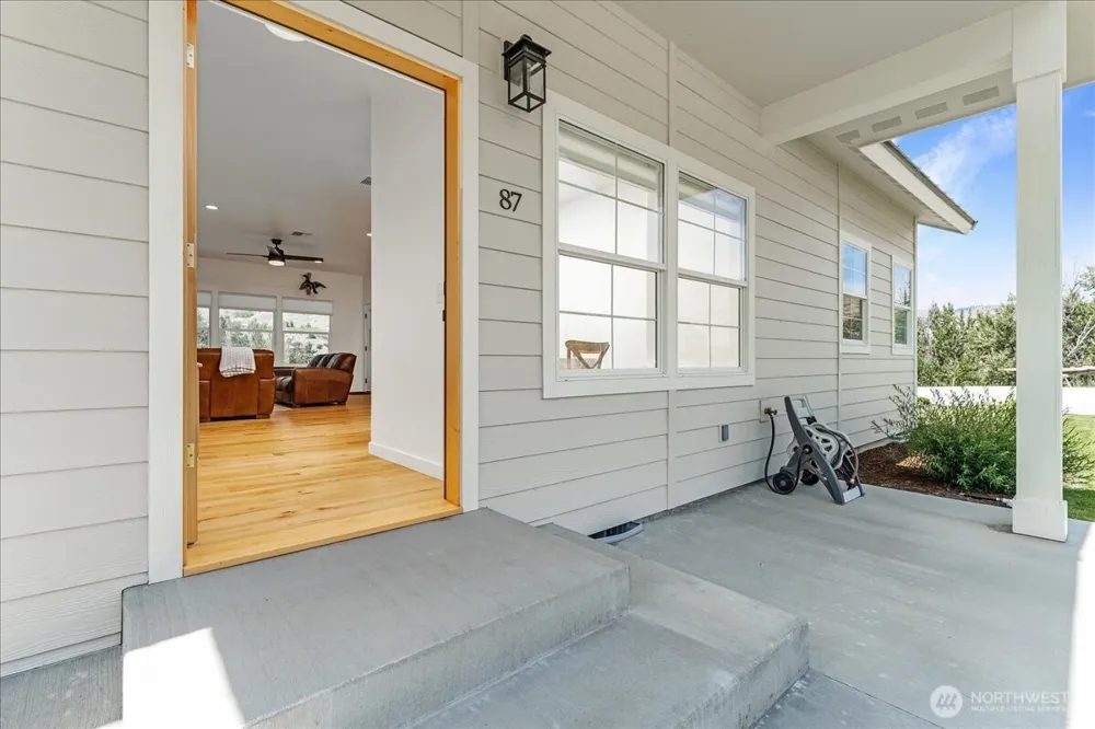 87 Burma Road Methow, WA 98834