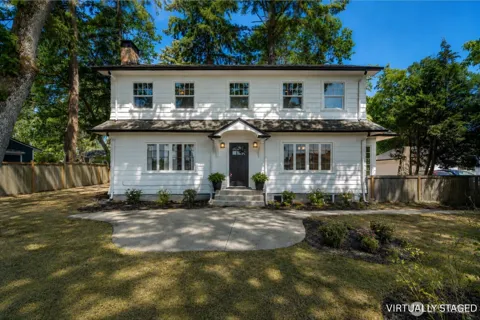 7409 Steilacoom Boulevard SW