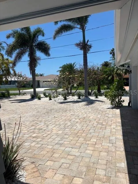 12055 4TH STREET E Treasure Island, FL 33706