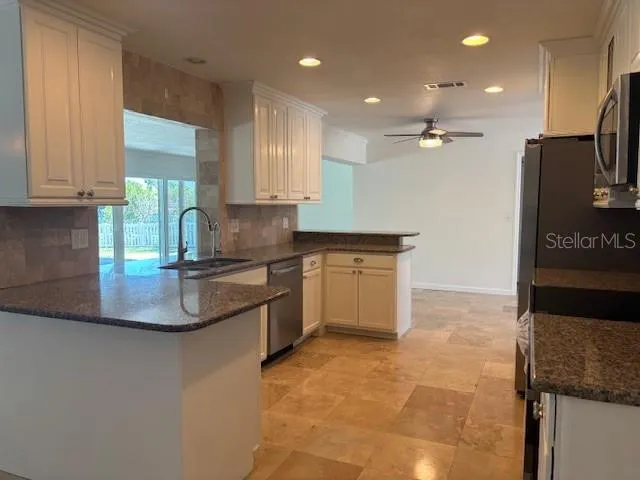 12055 4TH STREET E Treasure Island, FL 33706