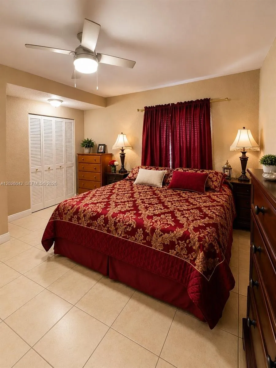 5551 E 4th Ave Hialeah, FL 33013