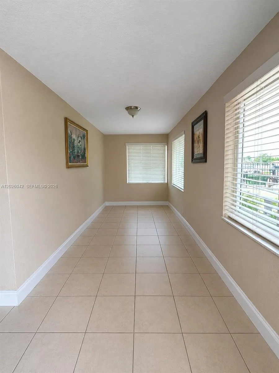 5551 E 4th Ave Hialeah, FL 33013
