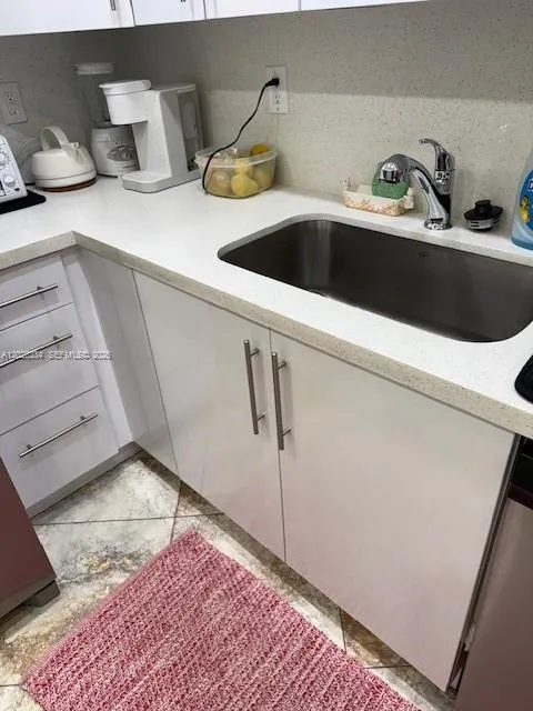 3701 Country Club Dr #706 Aventura, FL 33180