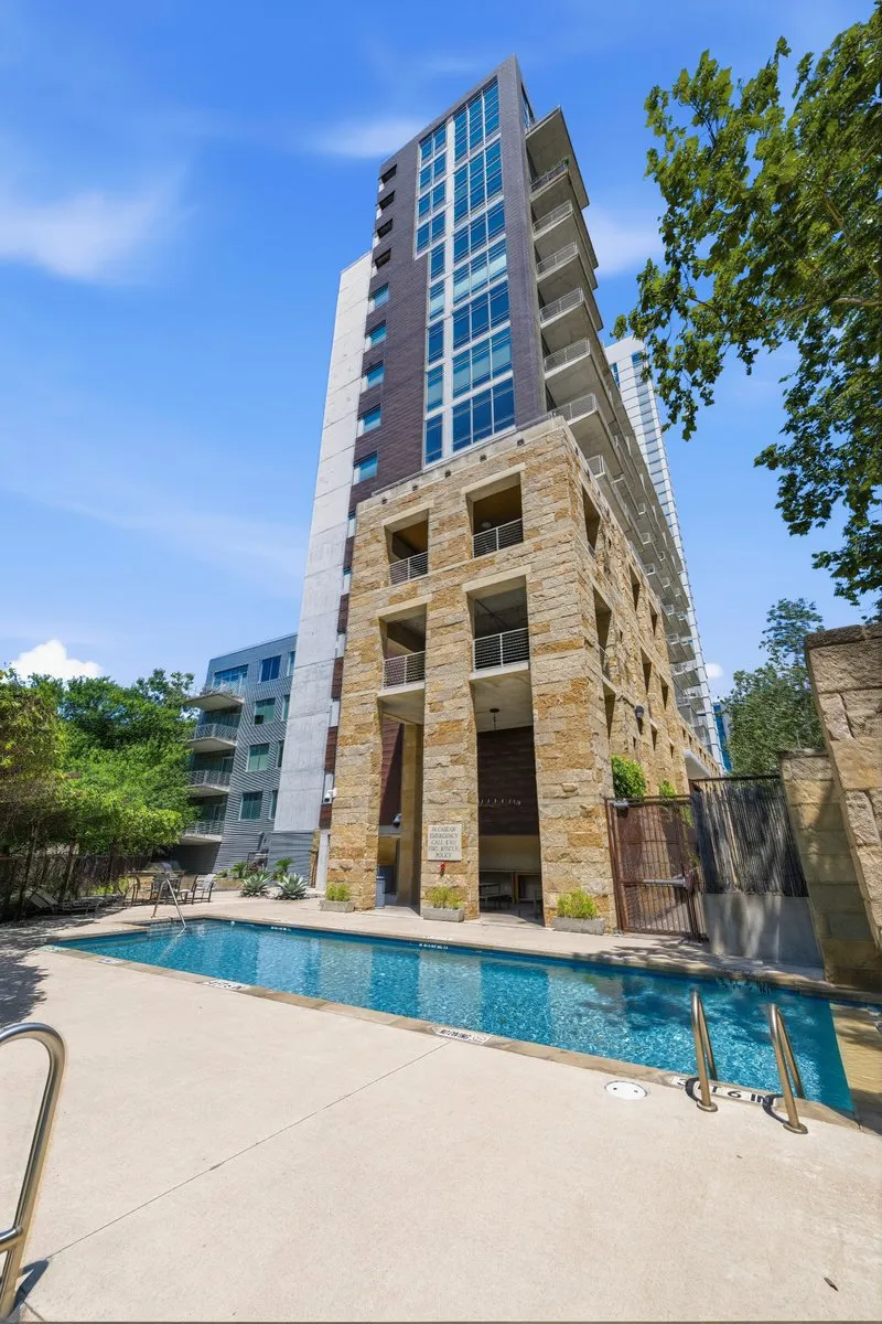 800 W 5th Street #705