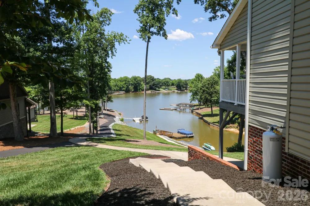 794 Riverwood Drive Lexington, NC 27292