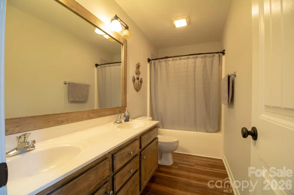 794 Riverwood Drive Lexington, NC 27292