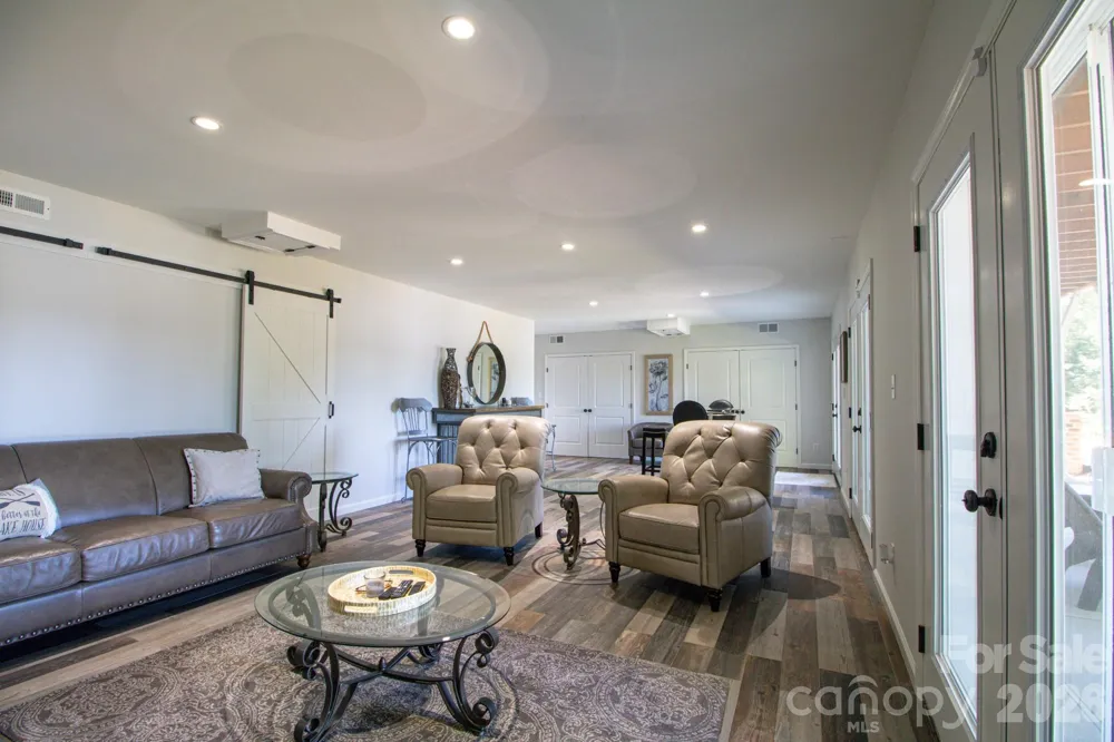 794 Riverwood Drive Lexington, NC 27292