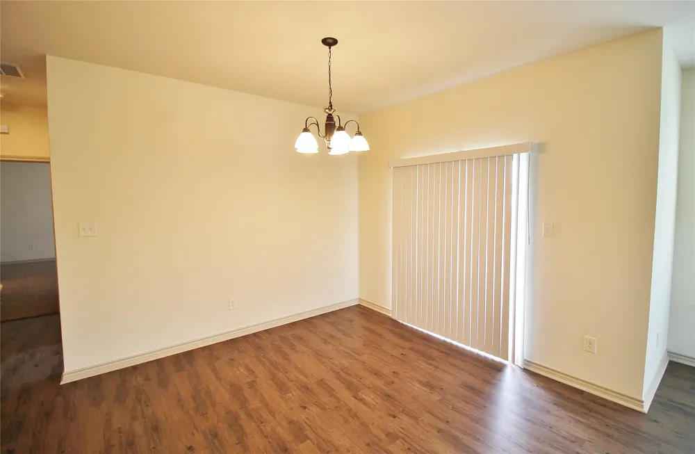 112 Bridle Court Mabank, TX 75143