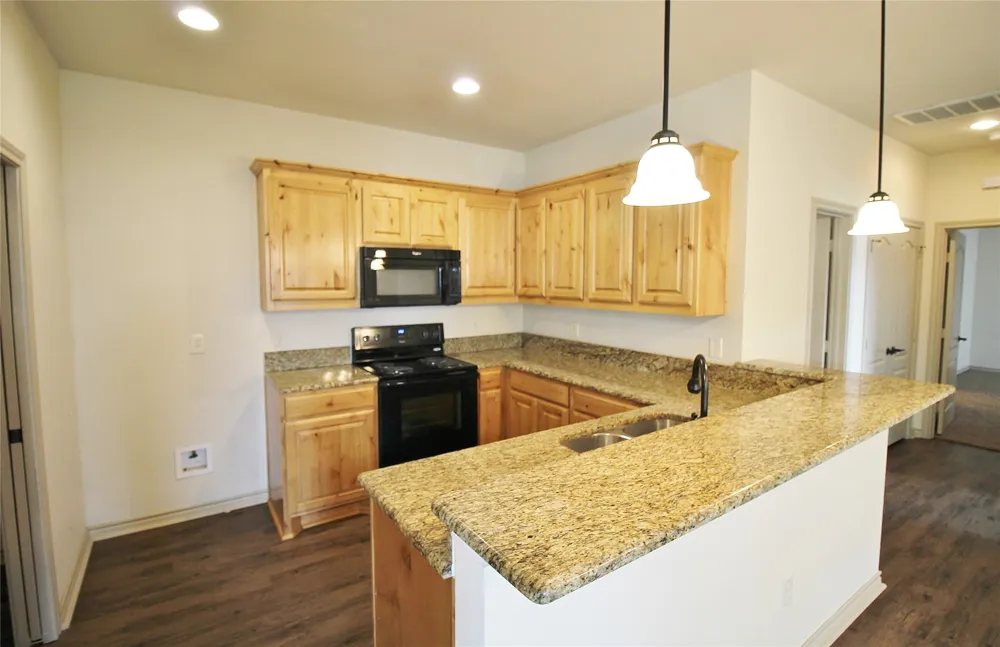 112 Bridle Court Mabank, TX 75143