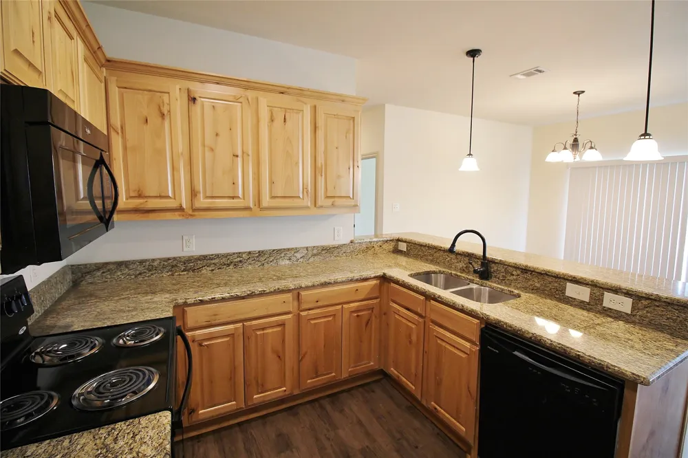 112 Bridle Court Mabank, TX 75143