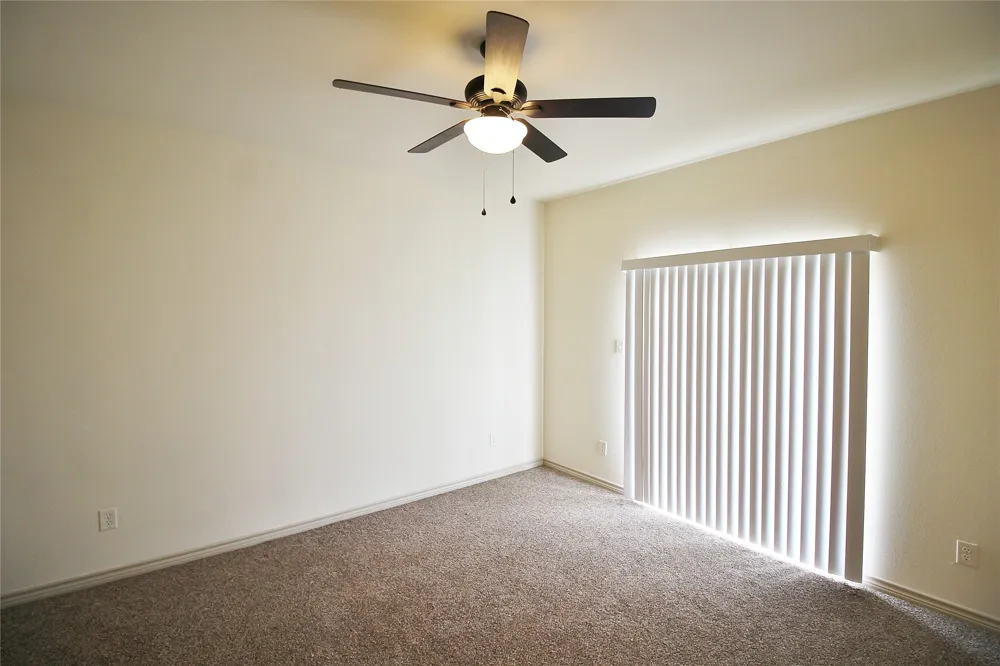 112 Bridle Court Mabank, TX 75143