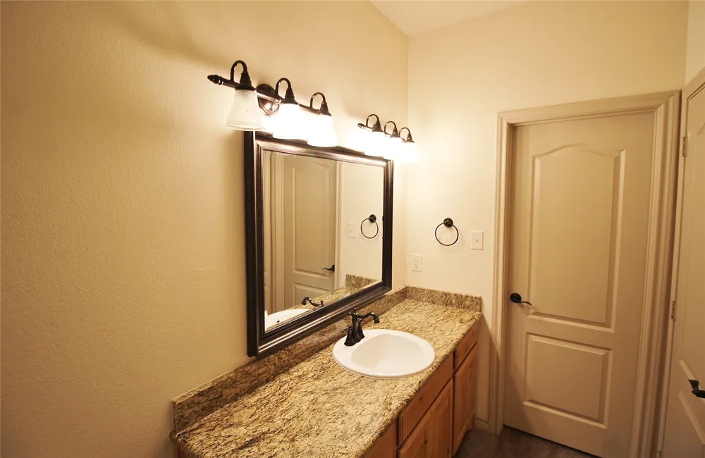 112 Bridle Court Mabank, TX 75143