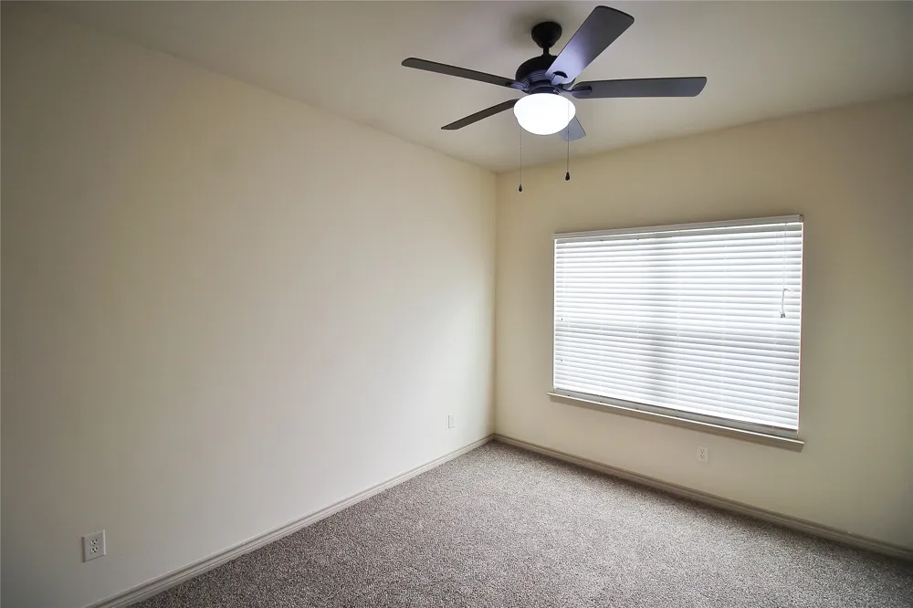 112 Bridle Court Mabank, TX 75143