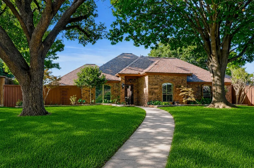 2101 Evergreen Drive