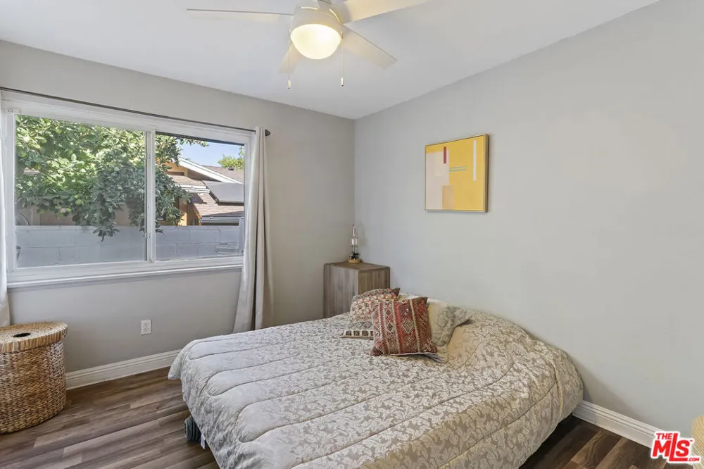 21829 Rodax Street Los Angeles, CA 91304