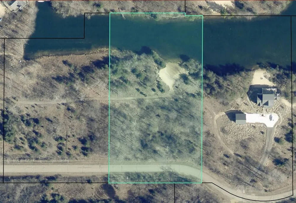 77524 Le Lac Drive Covert, MI 49043