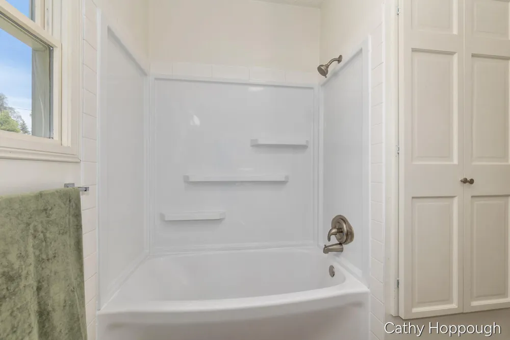 641 Jackson Street Ionia, MI 48846