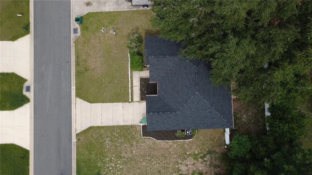 407 CIERRA OAKS CIRCLE Lady Lake, FL 32159
