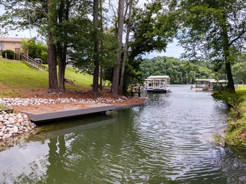756 Shasteen Hollow Rd